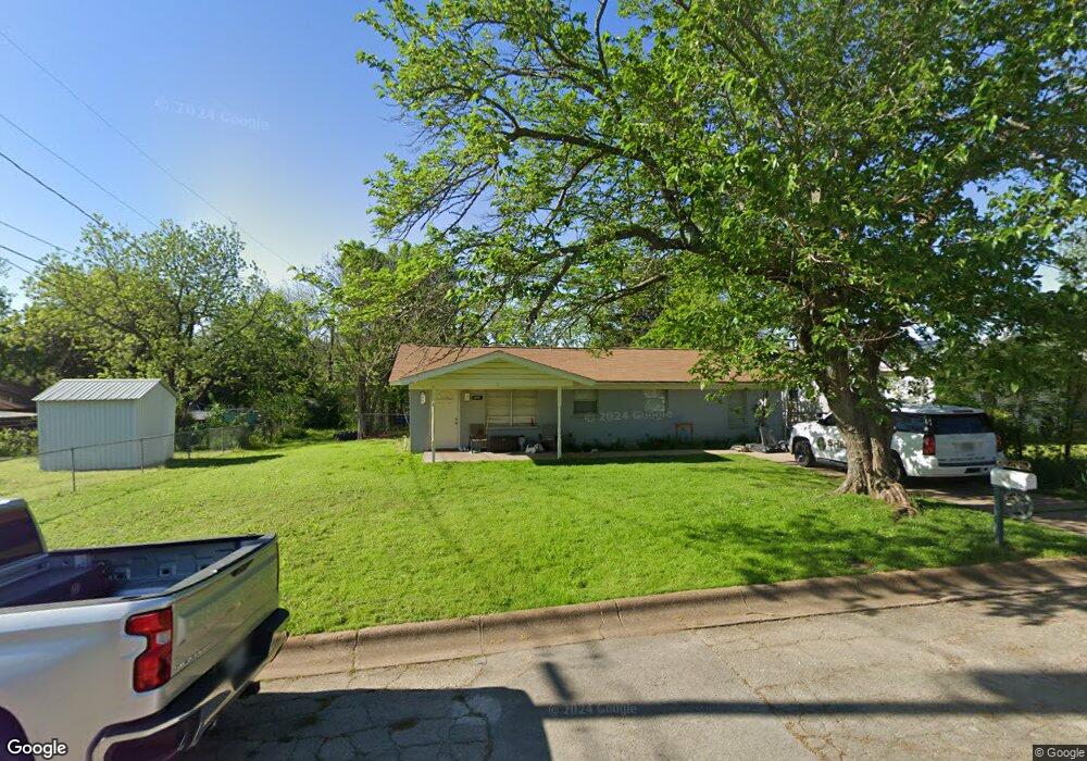 610 E Water St, Weatherford, TX 76086 - photo 1