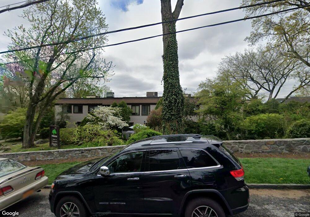 72 Shawnee Ave unit 24, Yonkers, NY 10710 - photo 1