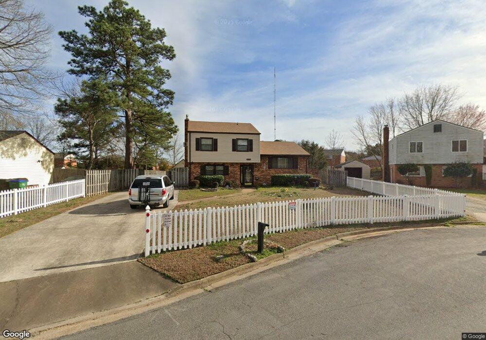 5621 Lipton Rd, Richmond, VA 23225 - photo 1