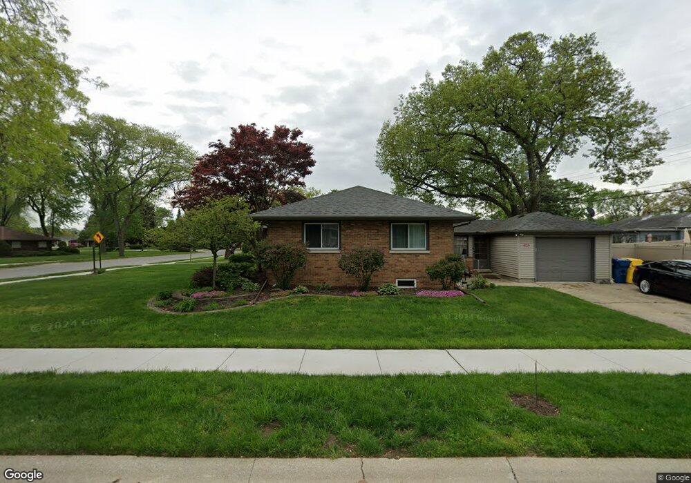 145 W Oak Place, Griffith, IN 46319 - photo 1