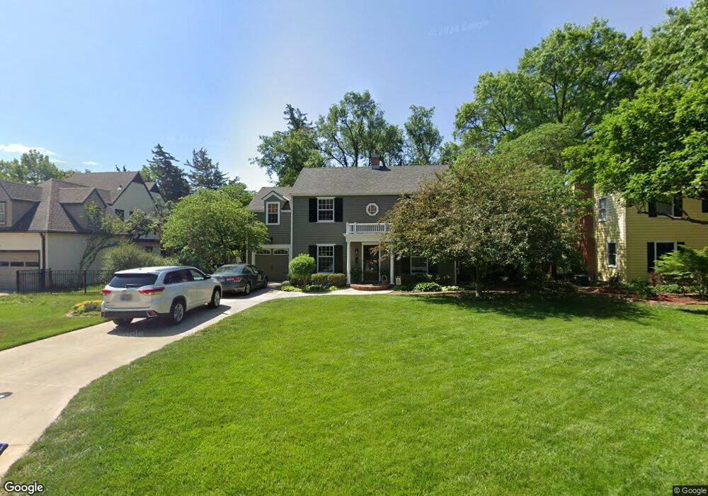 3111 SW 19th St, Topeka, KS 66604 - photo 1