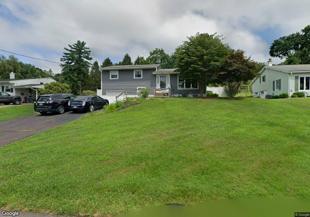 811 Country Club Dr, Bloomsburg, PA 17815 - photo 1