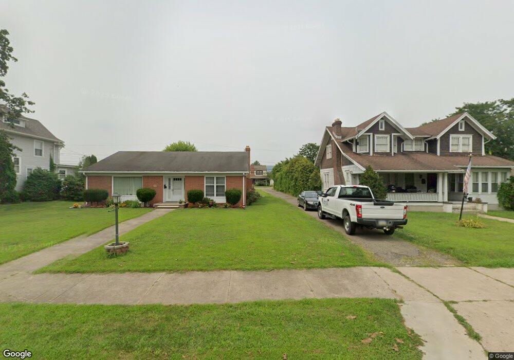 719 E 2nd St, Berwick, PA 18603 - photo 1