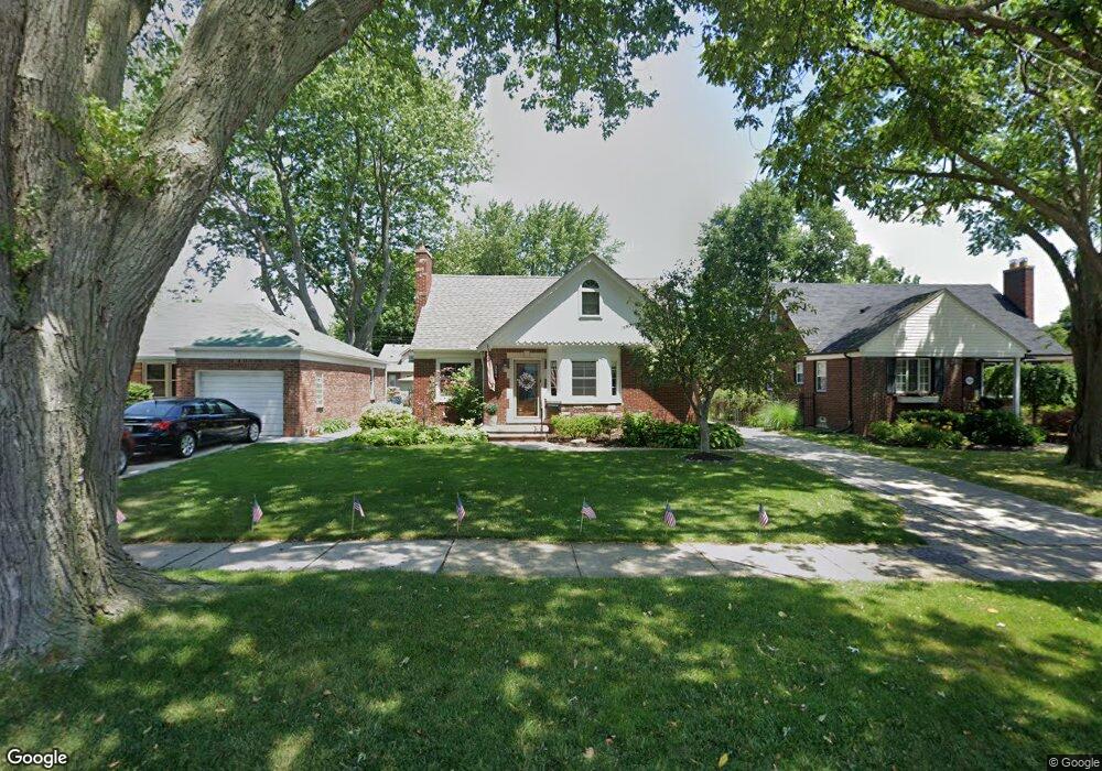 324 Ridgemont Rd, Grosse Pointe Farms, MI 48236 - photo 1