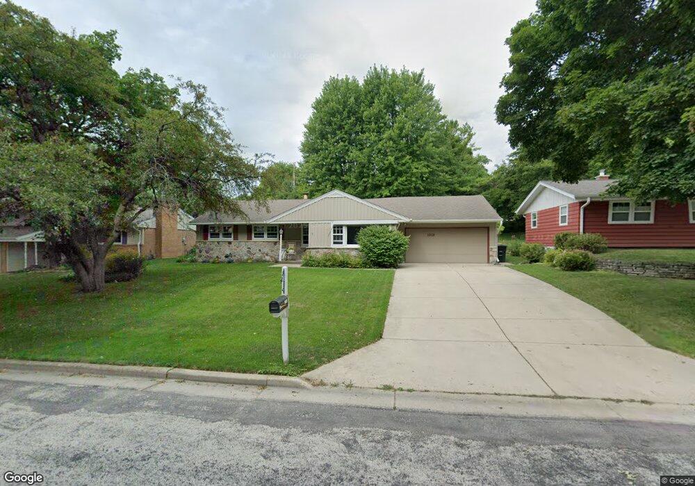 1019 N 122nd St, Milwaukee, WI 53226 - photo 1