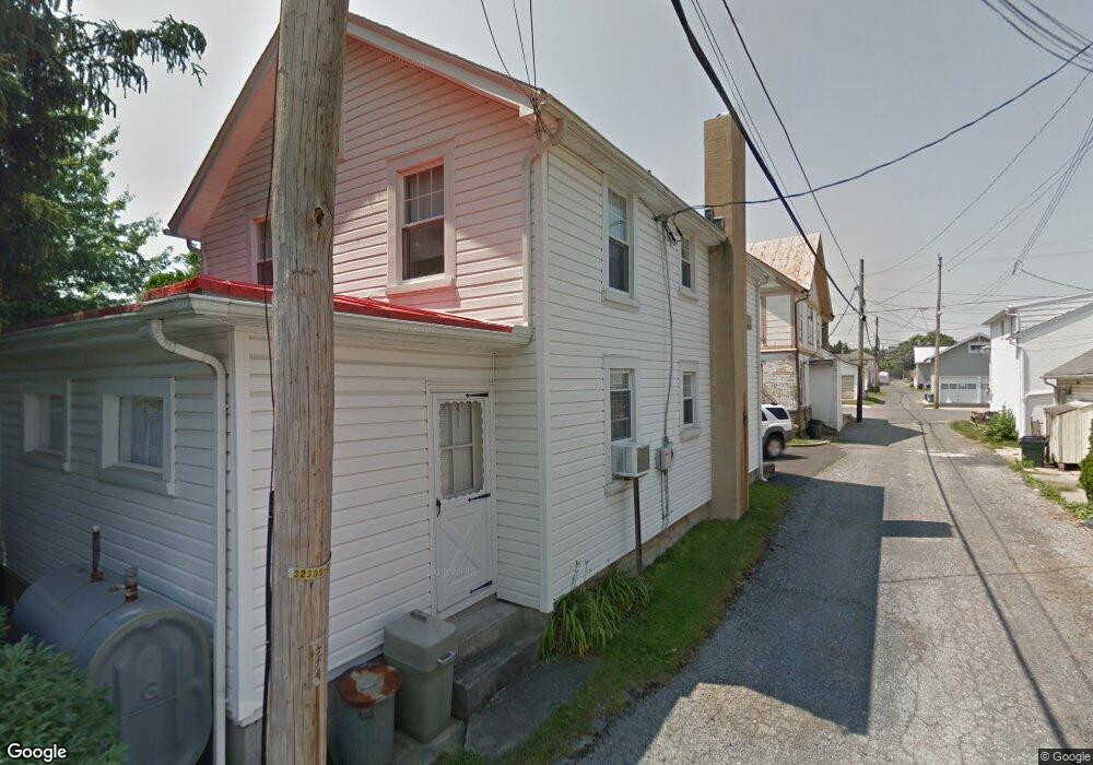 207 E Maple St, Palmyra, PA 17078 - photo 1