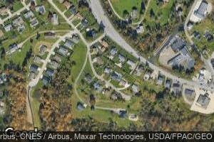 9 Milton Ln, Wheeling, WV 26003