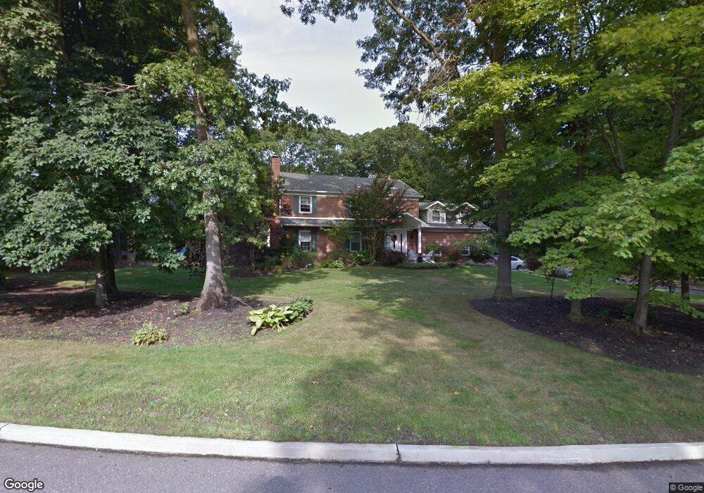 21 Rustic Gate Ln, Dix Hills, NY 11746 - photo 1