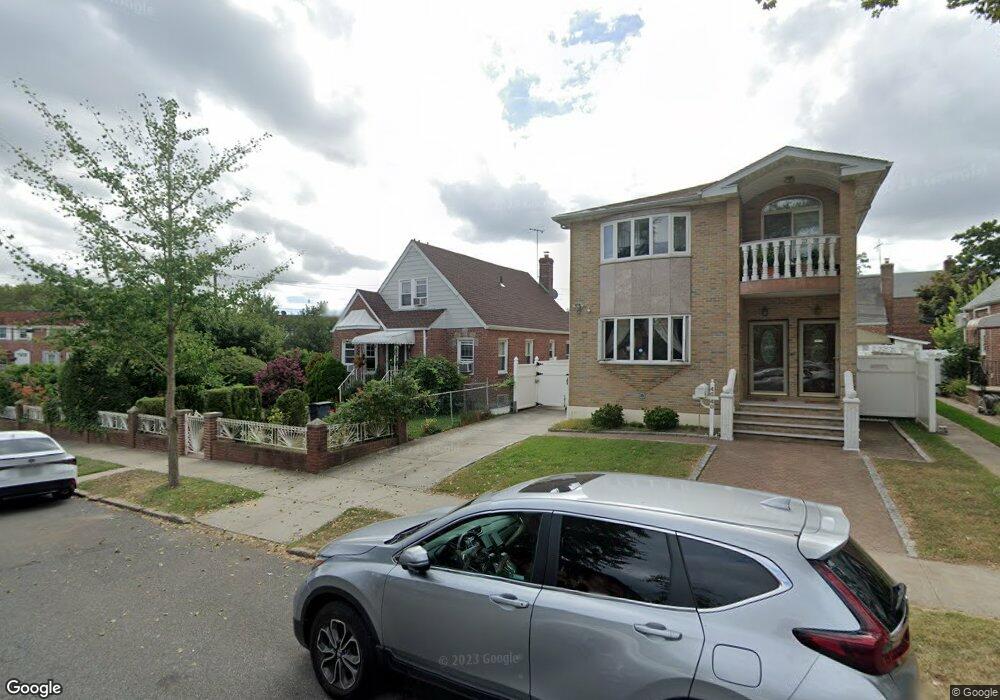 4646 192nd St, Flushing, NY 11358 - photo 1