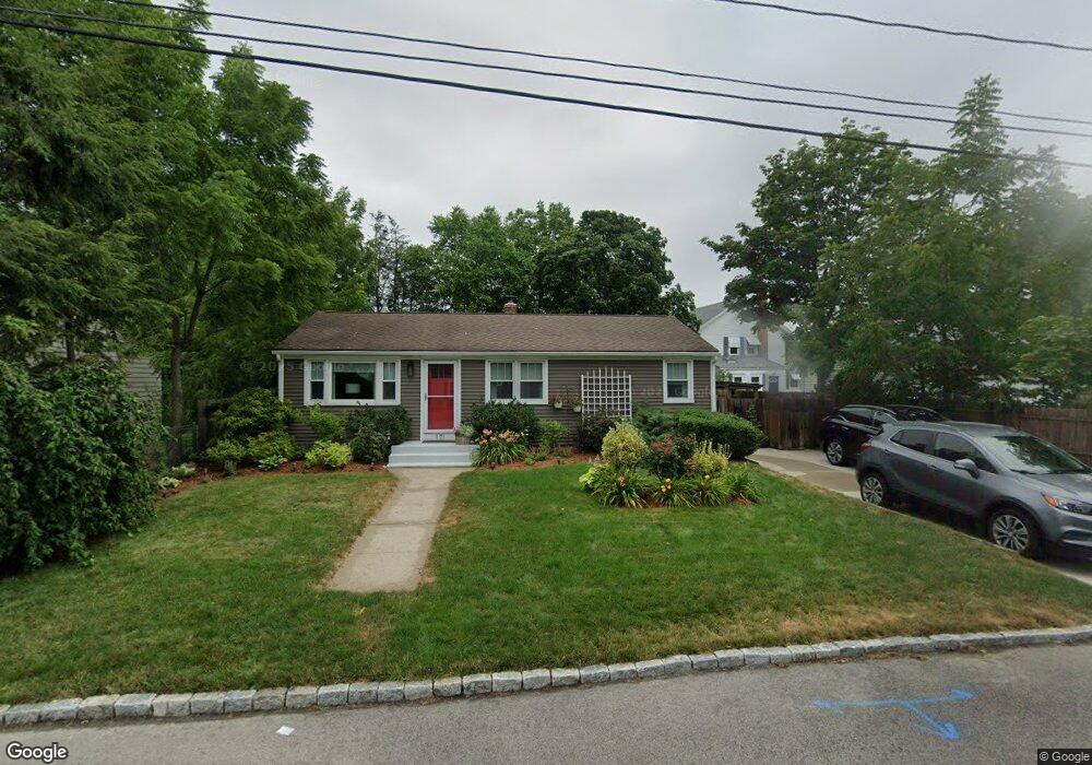 171 Chapmans Ave, Warwick, RI 02886 - photo 1