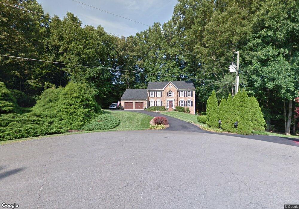 7943 Sly Fox Ln, Manassas, VA 20112 - photo 1