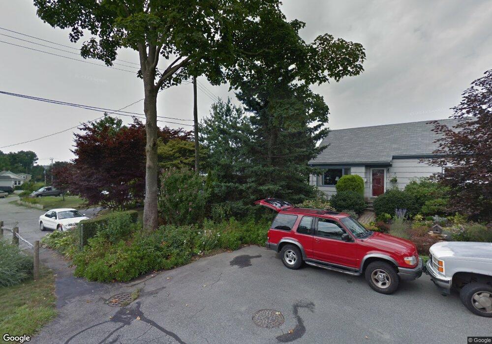 8 Gibson Park Place, Newport, RI 02840 - photo 1