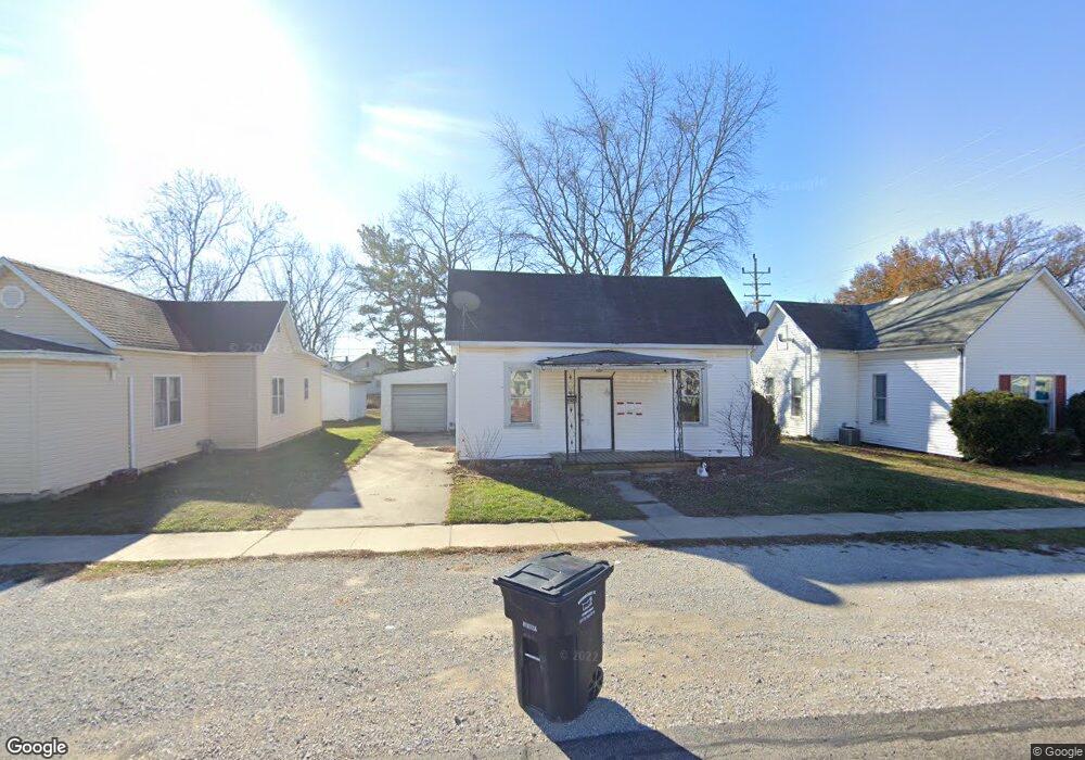 809 W Richland Ave, Effingham, IL 62401 - photo 1