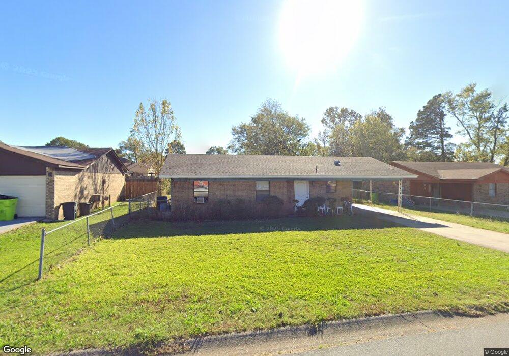 403 Madison St, Stuttgart, AR 72160 - photo 1