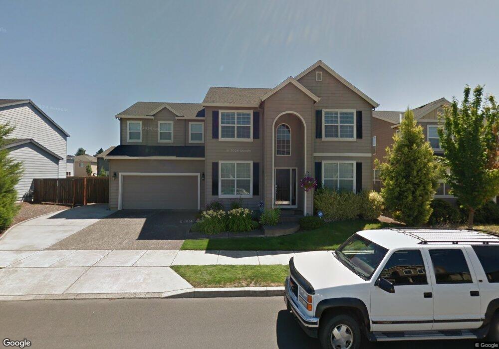 2086 N Laurelwood St, Canby, OR 97013 - photo 1