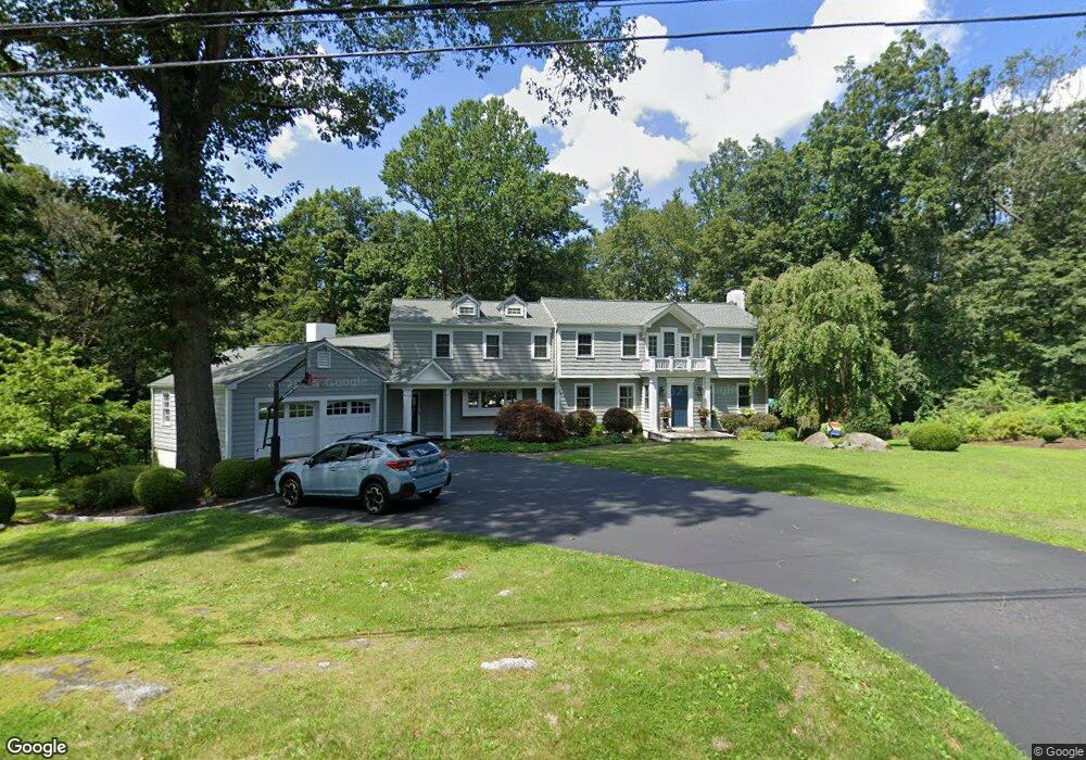 21 Pin Oak Ln, Wilton, CT 06897 - photo 1