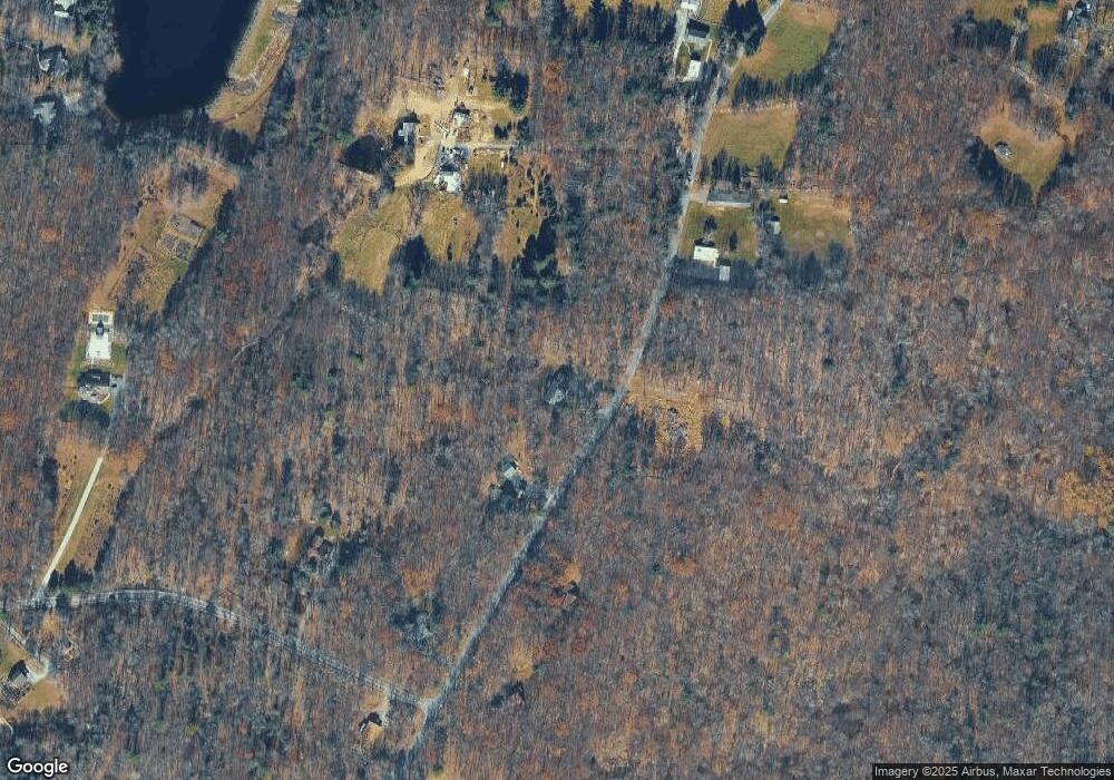 591 Raymondskill Rd, Milford, PA 18337 - photo 1