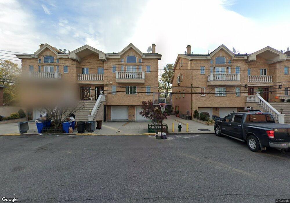 5779 75th St unit Garden, Middle Village, NY 11379 - photo 1