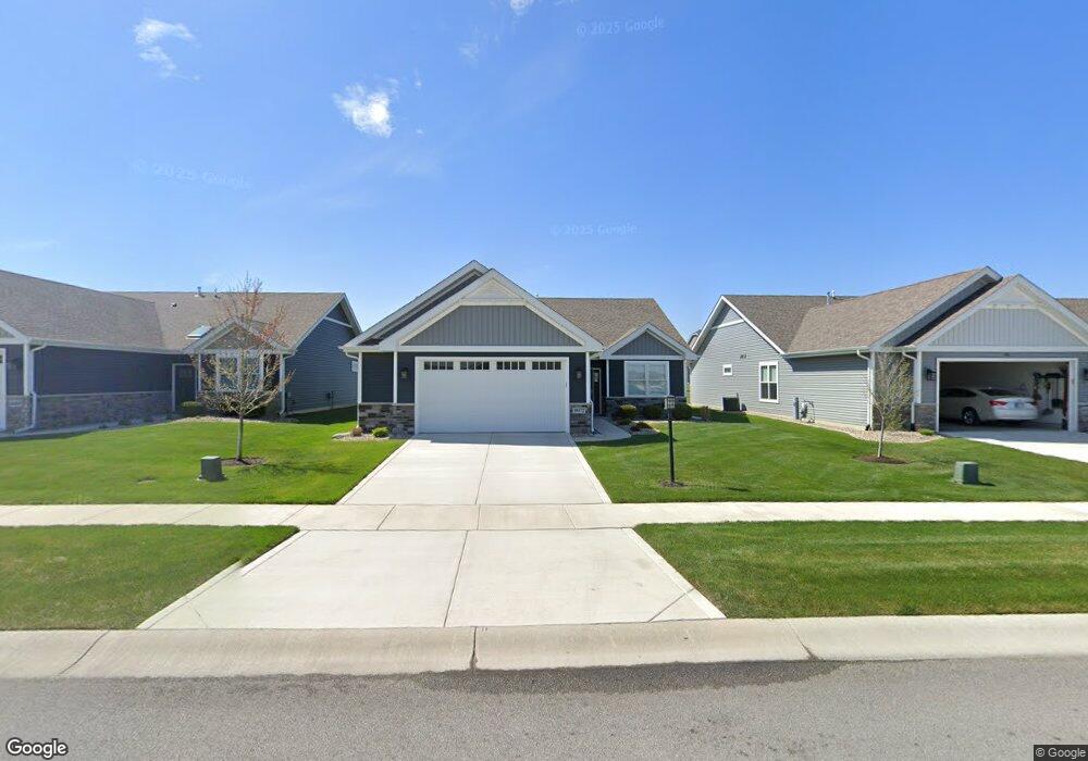 10372 Garnet Way, Saint John, IN 46373 - photo 1