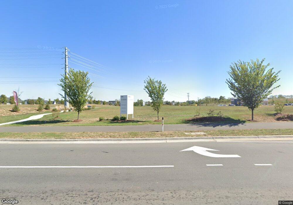 25626 Gum Spring Rd, Chantilly, VA 20152 - photo 1