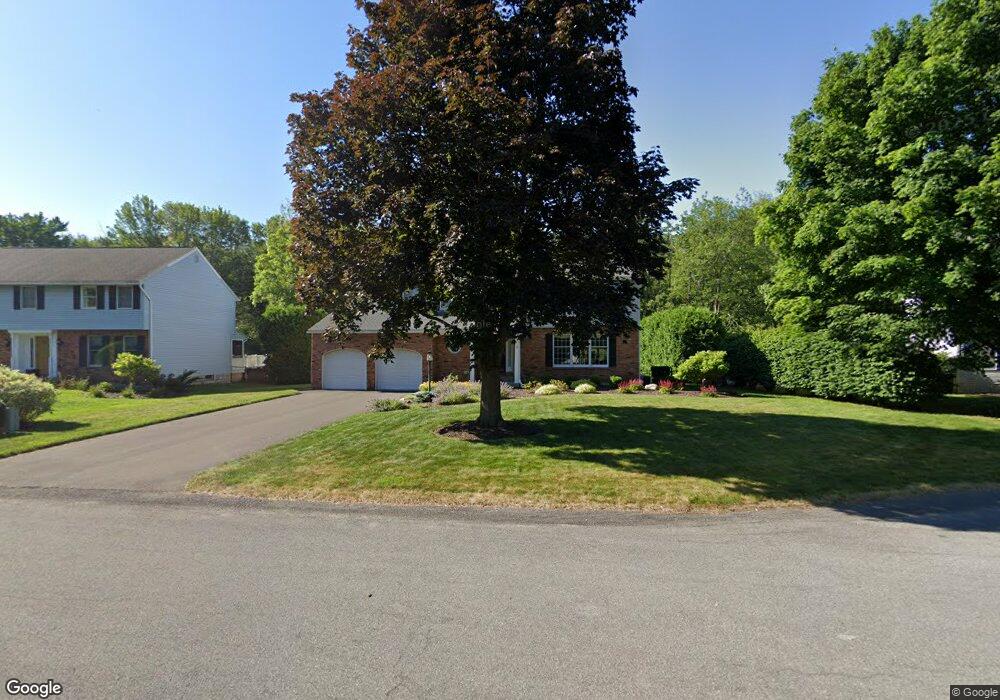 10 Sage Field La, Colonie, NY 12110 - photo 1