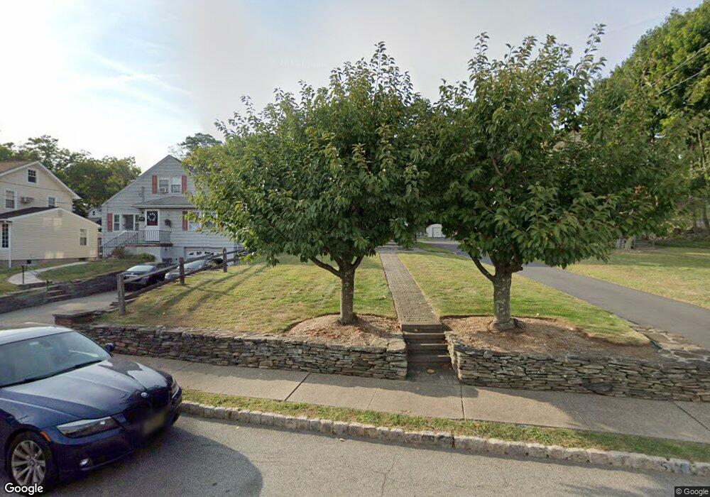 56 Martin Rd unit 1, Verona, NJ 07044 - photo 1