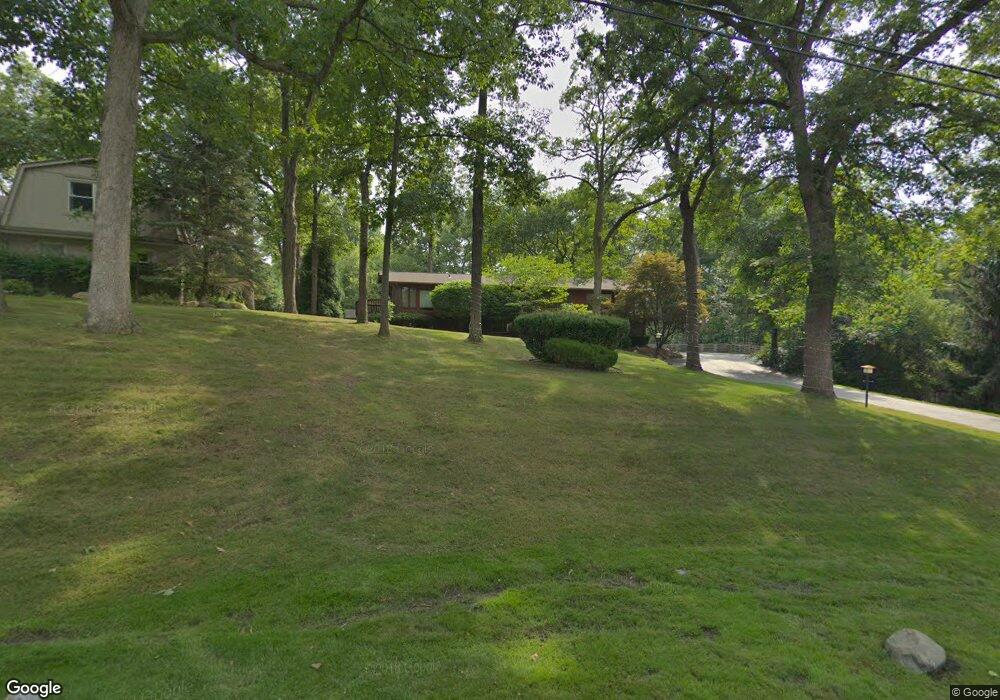 2157 Shore Hill Dr, West Bloomfield, MI 48323 - photo 1