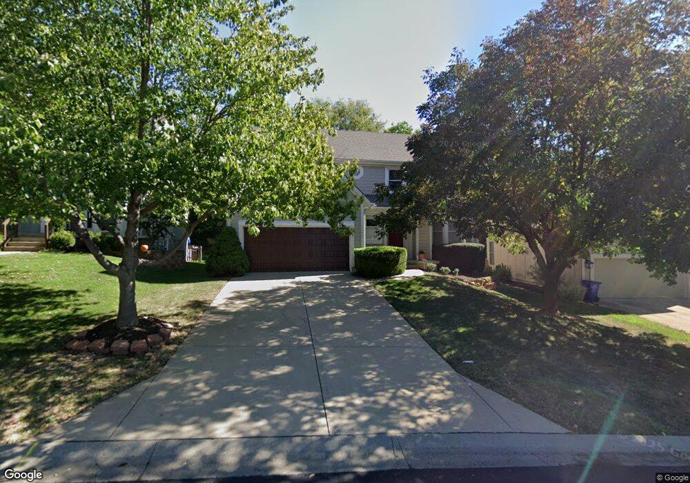 7245 Widmer Rd, Shawnee, KS 66216 - photo 1