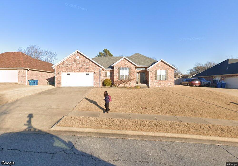 302 NW Saddlebrook Dr, Bentonville, AR 72712 - photo 1