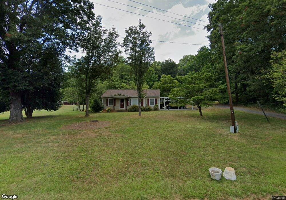 654 Foxfire Rd, Asheboro, NC 27205 - photo 1