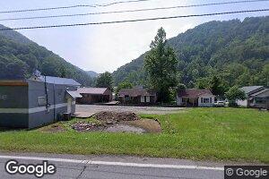 9 Mallory Ave, Logan, WV 25601