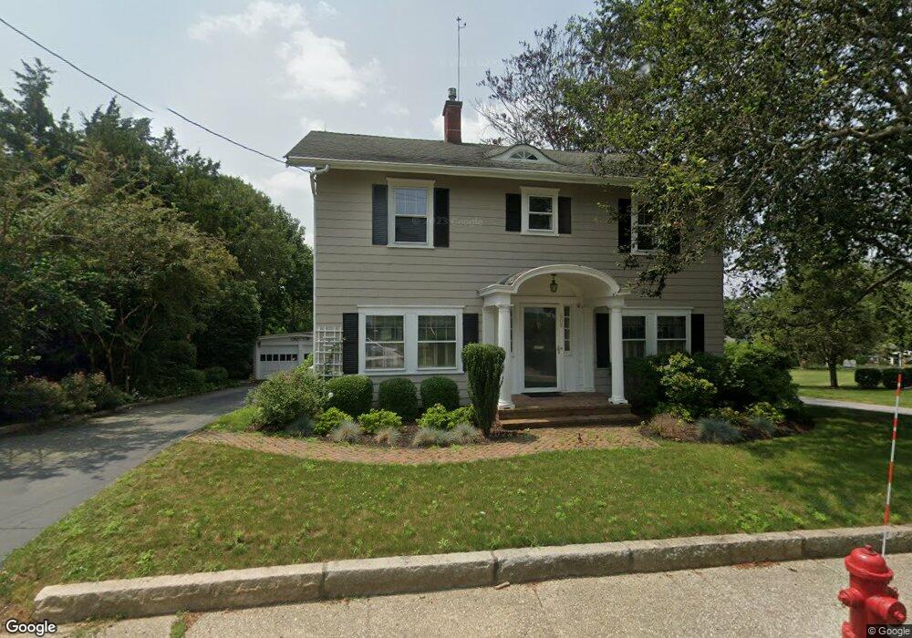 608 Elm St, South Dartmouth, MA 02748 - photo 1