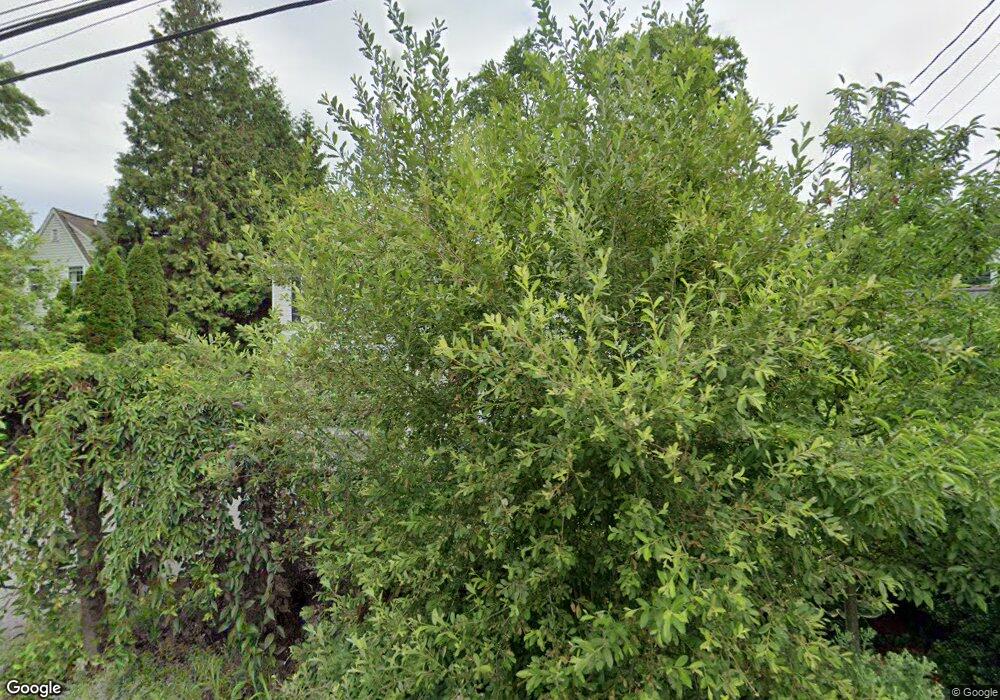 49 Oval Ave, Riverside, CT 06878 - photo 1