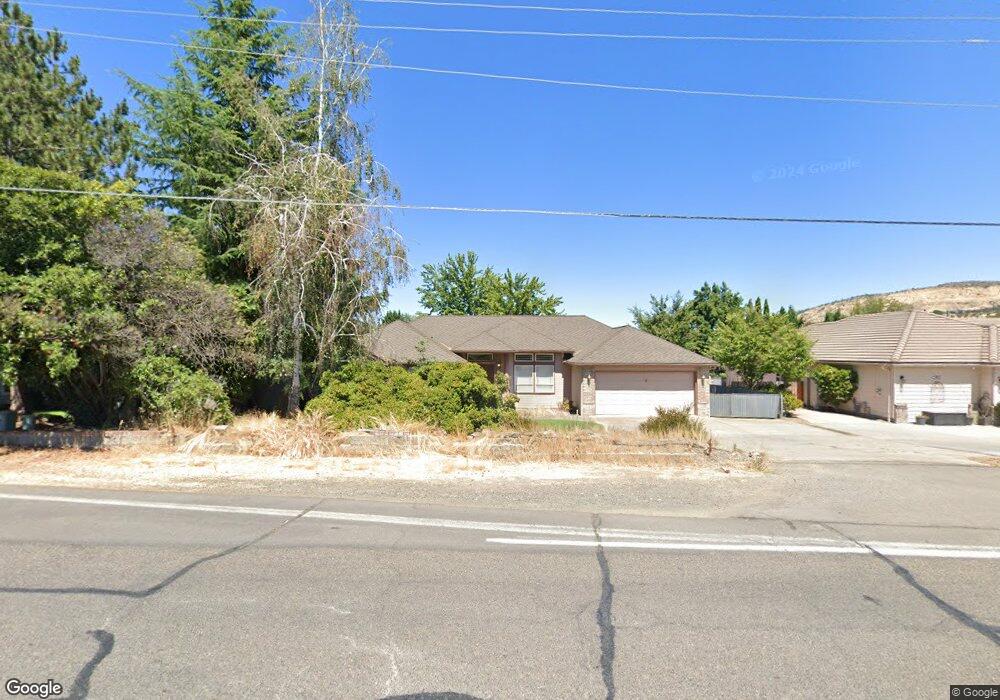 2445 Spring St, Medford, OR 97504 - photo 1