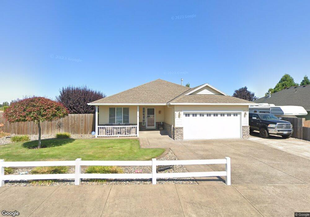 302 Chinook St, Molalla, OR 97038 - photo 1