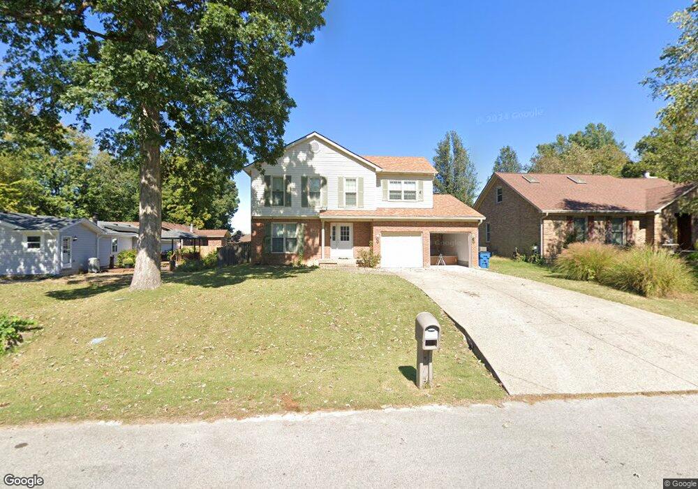 7503 Newton Dr, Louisville, KY 40228 - photo 1