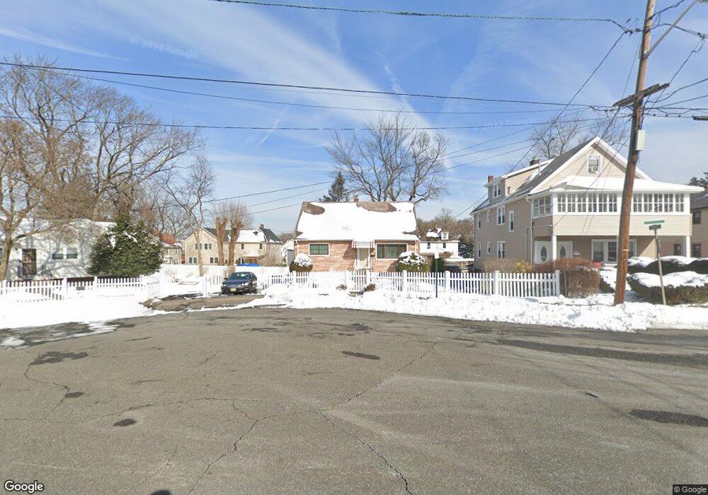 93 Lake Ct, Englewood, NJ 07631 - photo 1