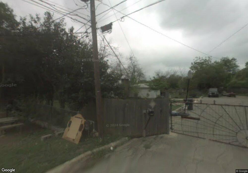 1239 W Martin Luther King Dr, San Marcos, TX 78666 - photo 1