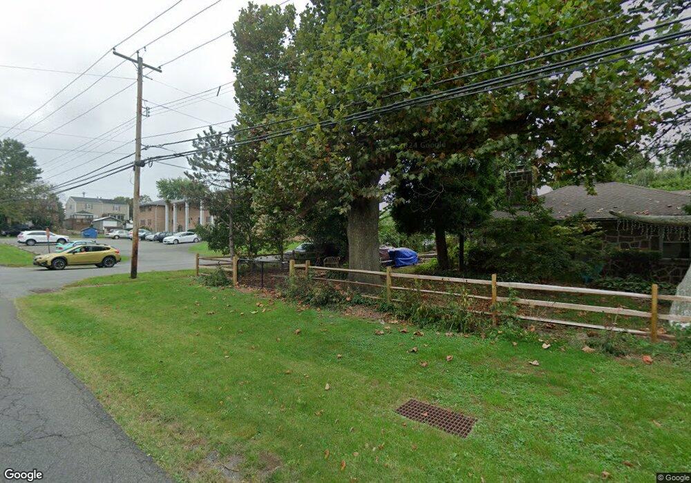 738 E 6th St, Boyertown, PA 19512 - photo 1