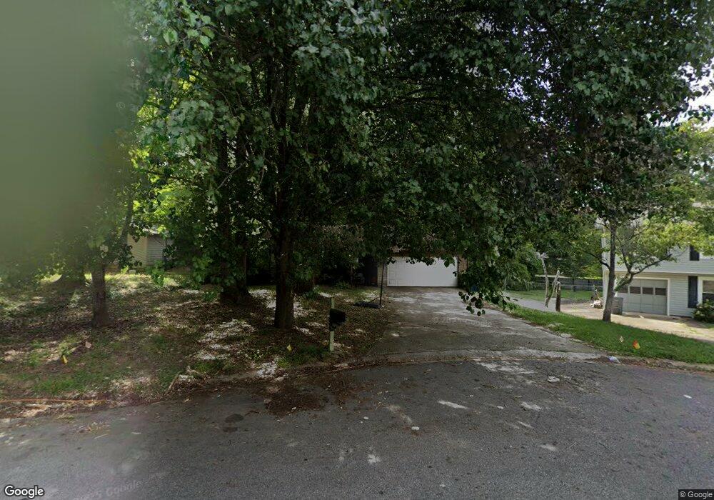 8591 Creekview Ct, Riverdale, GA 30274 - photo 1