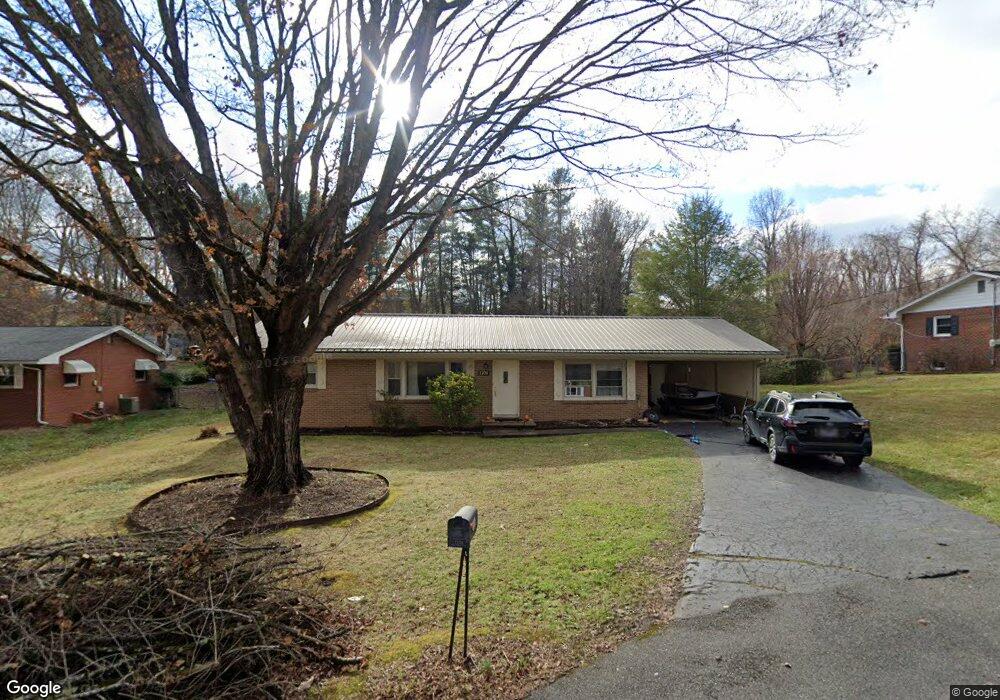 2306 Abbott Dr, Johnson City, TN 37601 - photo 1