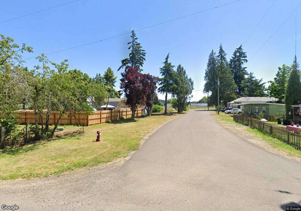 305 E 2nd St, Canby, OR 97013 - photo 1