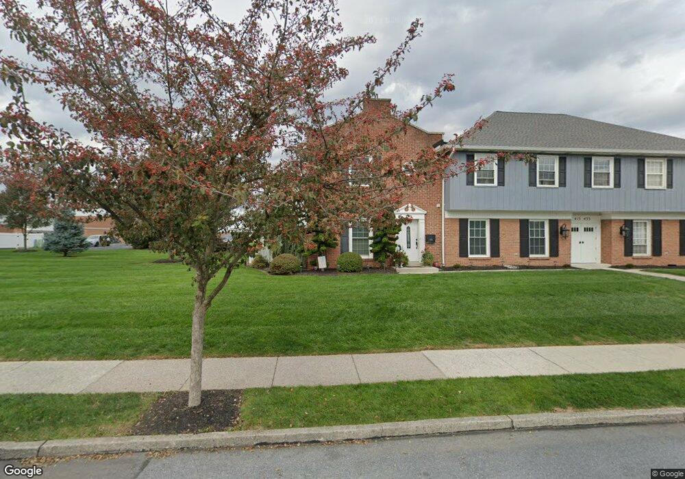 433 W Caracas Ave, Hershey, PA 17033 - photo 1