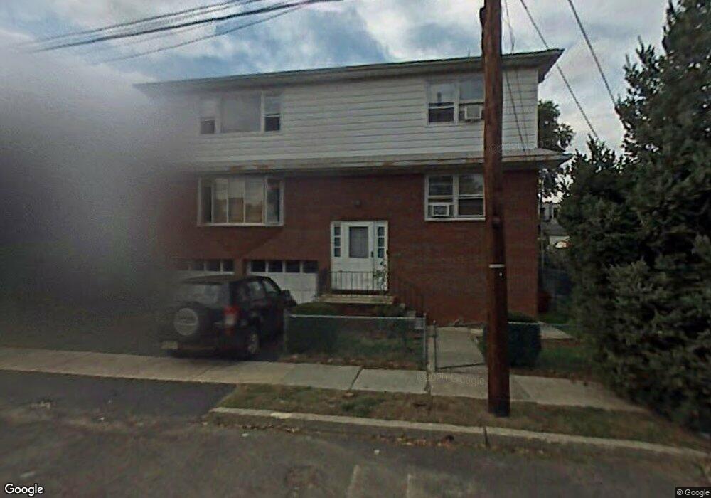 711 Tyler St, Lyndhurst, NJ 07071 - photo 1