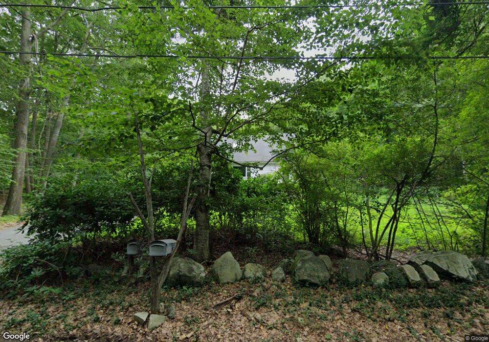 17 Bedford Ln, Lincoln, MA 01773 - photo 1