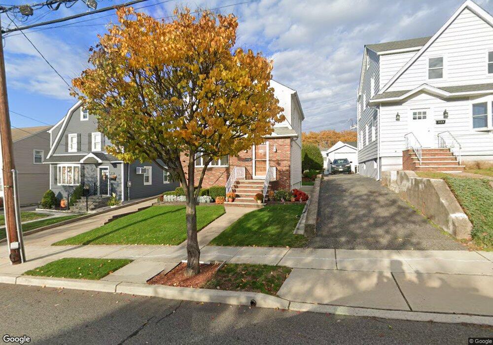 427 Sussex Rd, Wood Ridge, NJ 07075 - photo 1