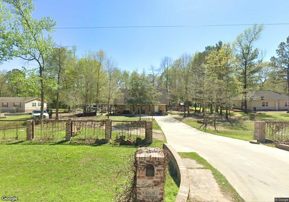 13628 Pinewood Village Dr, Conroe, TX 77302 - photo 1