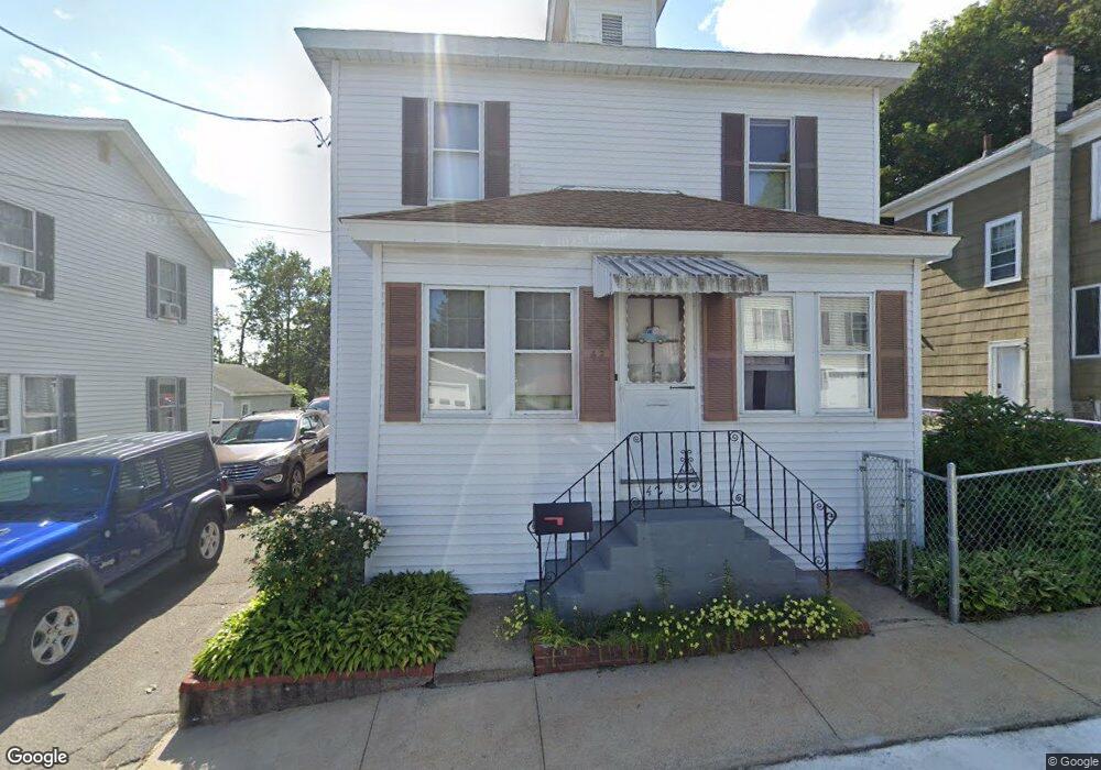 42 Strathmore Rd, Methuen, MA 01844 - photo 1