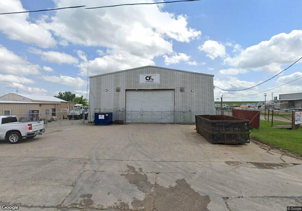 122 E Industrial Blvd, Cleburne, TX 76031 - photo 1
