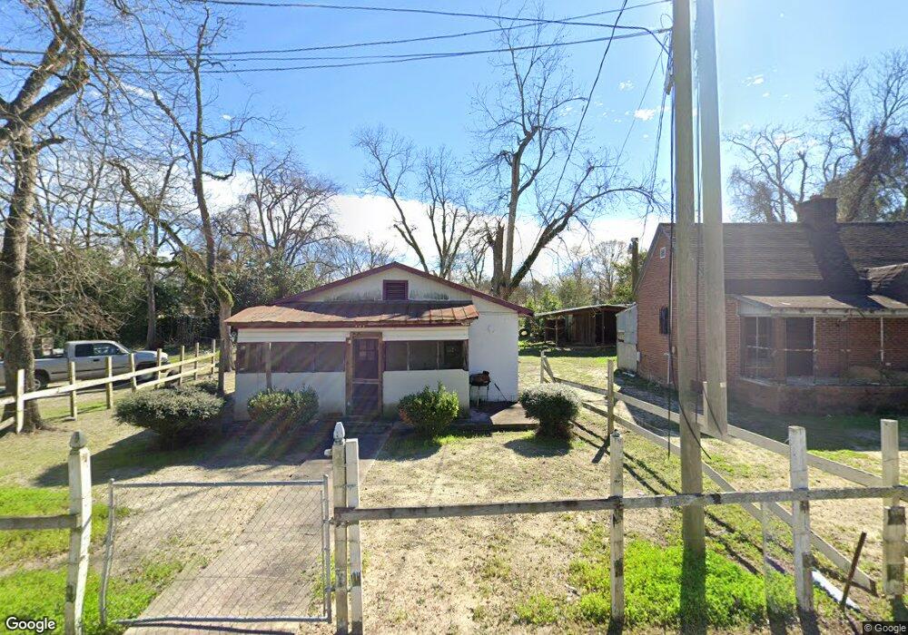 137 Robinson St, Camilla, GA 31730 - photo 1